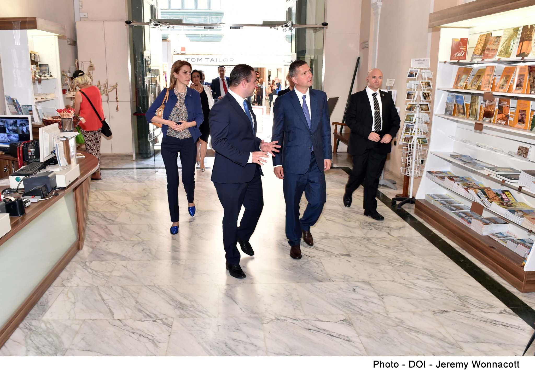 Minister for Justice, Culture and Local Government, Owen Bonnici, meets Kosovo's Minister for European Integration, Bekim Collaku.Museum of Archeology